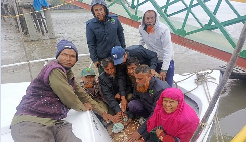 সুন্দরবনের হরিণ ফের লোকালয়ে, বনে অবমুক্ত