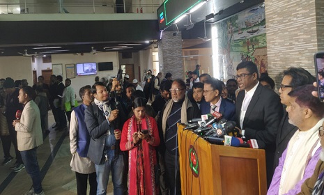 ‘ইসির দাঁত আছে, মব দমনে দাঁতসহ কামড় দিতে হবে’