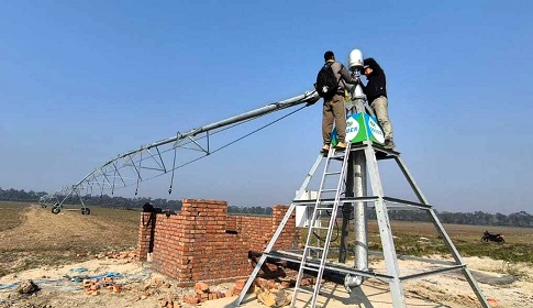 ঈশ্বরদীতে সেন্ট্রাল পিভট ইরিগেশন সিস্টেমের যাত্রা শুরু