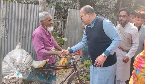 বিএনপি প্রার্থী এজেডএম ফরিদুজ্জামান ফরহাদের দিনব্যাপী গণসংযোগ 