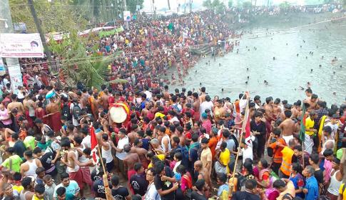 দেশের সর্ববৃহৎ ওড়াকান্দির স্নানোৎসব সমাপ্ত