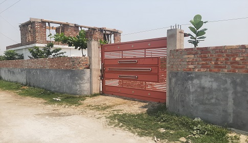 সাবেক মহিলা ইউপি সদস্যকে পিটিয়ে জখম করায় কলেজ অধ্যক্ষের ওপর গ্রামবাসীর হামলা