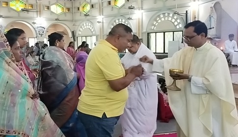 নাটোরের খ্রিস্টান ধর্মপল্লীগুলো ইস্টার সানডে পালিত