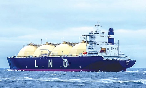 এলএনজি-এলপিজি নিয়ে দেশের পথে আরও ৫ জাহাজ