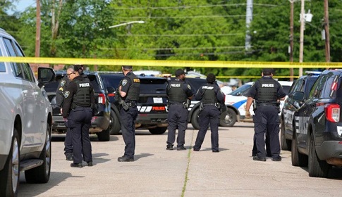 লুইজিয়ানায় পারিবারিক বিরোধের জেরে বন্দুক হামলায় ৮ শিশু নিহত