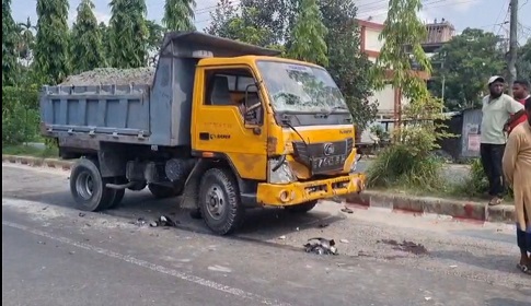 মাদারীপুরে বালুবাহী ট্রাকের চাপায় মোটরসাইকেল আরোহী নিহত