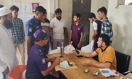 গোপালগঞ্জে ৭১ হাজার পিস নকল সিগারেট জব্দ 