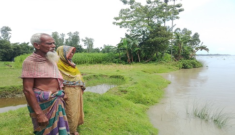 ‘এই বাড়ি ভাঙি গেইলে কই যামো, কই থাকমো’