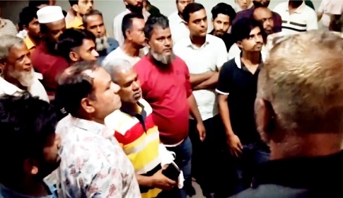 থানায় মধ্যরাতে অবস্থান, ইউএনও কার্যালয়ে পাল্টা অভিযোগ