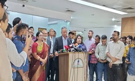 ‘বিমা খাতে অনিয়ম-দুর্নীতি গভীরে, কঠিন ব্যবস্থা নেওয়া হবে’