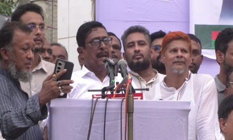 ‘জামায়াতকে বিশ্বাস করলে বিএনপি ভুল করবে’