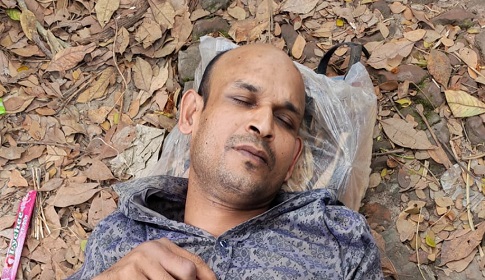 কোটালীপাড়ায় শিক্ষিকাকে উত্ত্যক্ত করায় যুবককে মারধর