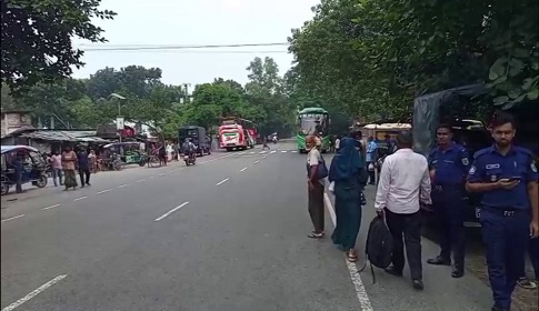 গোপালগ‌ঞ্জে বাস চাপায় স্বামী-স্ত্রী নিহত