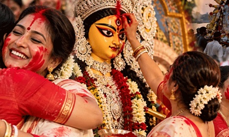 আরাধনা শেষে দেবী দুর্গার বিদায়