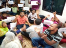 বশেমুরবিপ্রবি উপাচার্যের বিরুদ্ধে আন্দোলনকারি কর্মচারিকে চর মারার অভিযোগ 
