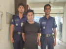 একাধিক মামলার পলাতক আসামি ওয়ান সুটার ও ইয়াবাসহ গ্রেফতার
