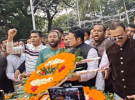 জাতির পিতার প্রতিকৃতিতে ফেরদৌসের শ্রদ্ধা নিবেদন