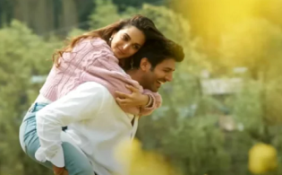 প্রকাশ্যে কার্তিক-কিয়ারার নতুন সিনেমার ট্রেলার