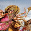 মা আসছেন
