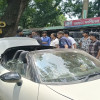 বিলাসবহুল গাড়িসহ অনলাইন জুয়াড়ি আটক