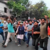 বঙ্গবন্ধুর জন্মদিনে রাজধানীতে আ.লীগের ঝটিকা মিছিল