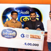 শাওমির ঈদ ক্যাম্পেইনে জয়ী প্রথম পাঁচজনের হাতে মেগাপুরস্কার তুলে দিলেন তামিম ইকবাল