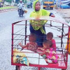 মায়ের বানানো লোহার খাঁচাতেই ৪ শিশুর বসবাস