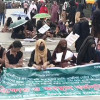 দিনাজপুরে সোয়া তিন ঘণ্টা পর রেলপথ ও সড়ক অবরোধ প্রত্যাহার করেছে শিক্ষার্থীরা