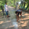 রাস্তায় মাটি ফেলে জনদুর্ভোগ সৃষ্টি করায় দুইজনের অর্থদণ্ড 