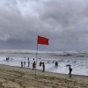 <p>৩ অঞ্চলে ঝড়ের আভাস, নদীবন্দরে সতর্কতা জারি</p>