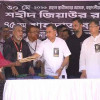 <p>দুস্থদের মাঝে খাদ্যসামগ্রী ও বস্ত্র বিতরণ কার্যক্রমের উদ্বোধন</p>