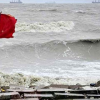 <p>সব সমুদ্রবন্দরে ৩ নম্বর সতর্ক সংকেত বহাল</p>