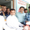 কাপ্তাইয়ে পাহাড় ধসে ক্ষতিগ্রস্তদের পাশে তাঁতী দল নেতা আফসার উদ্দিন