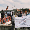 কলাপাড়ায় সমুদ্রগামী ১২০ টি ট্রলারে জীবন সুরক্ষা উপকরণ বিতরণ
