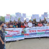 সুন্দরবনের বনদস্যু নির্মূলে আত্মসমর্পনের নাটক বন্ধ করে দৃশ্যমান শাস্তির আহবানে মানববন্ধন