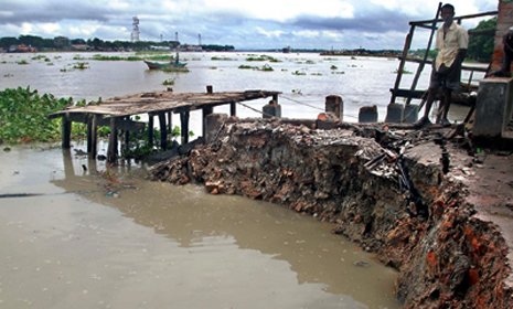 নদী তীরের স্থাপনা রক্ষায় টাকা দিচ্ছে এডিবি