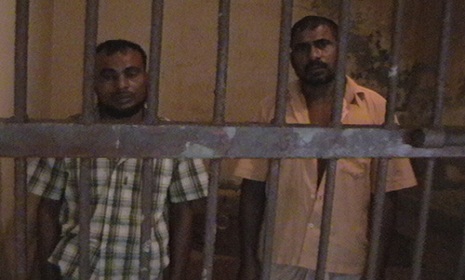 মংলার জয়মনি থেকে সুন্দরবনের দু’বনদস্যু আটক