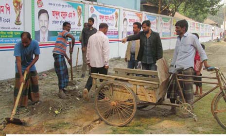 মাদকমুক্ত সমাজ গড়তে শাহী সুমনের ফুটবল টুর্নামেন্ট