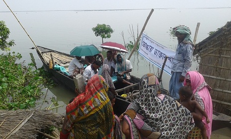 বানডুবিদের স্বাস্থ্যসেবায় জরুরী প্রয়োজন জল এম্বুলেন্স