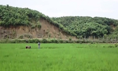 বাংলাদেশ-মিয়ানমার সীমান্তে সড়ক ও কাঁটাতারের বেড়া নির্মাণ জরুরী