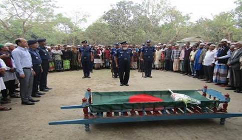 নকলায় মুক্তিযোদ্ধা জমসেদ আলী জঙ্গুর রাষ্ট্রীয় মর্যাদায় দাফন