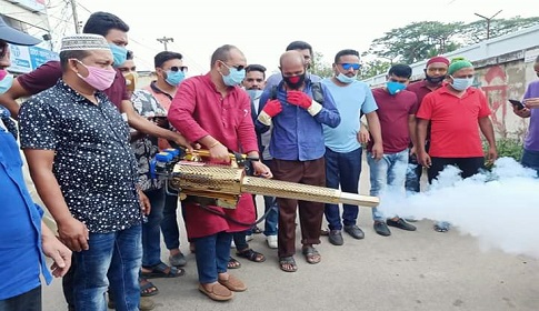 ঘোড়াশাল পৌরসভায় ডেঙ্গু মশা নিধনে স্প্রে মেশিনের ব্যবস্থা করেন আল মুজাহিদ হোসেন তুষার