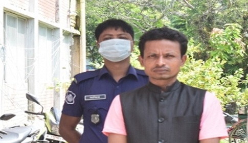 হালুয়াঘাটের স্বদেশী ইউপি চেয়ারম্যান জিহাদ সাময়িক বরখাস্ত