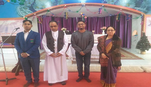 কুষ্টিয়ায় বড়দিনে করোনা মহামারি থেকে মুক্তির জন্য বিশেষ প্রার্থনা