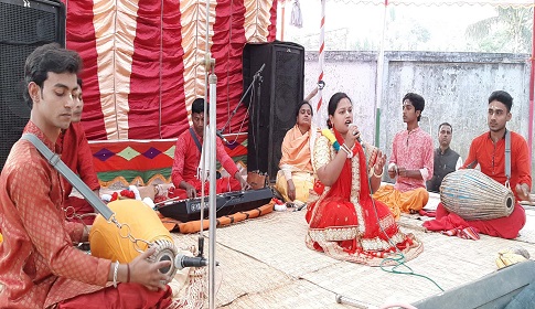 ঝাউডাঙায় পৌষ মেলার দ্বিতীয় দিনে পদাবলী কীর্তন, আলোচনা সভা