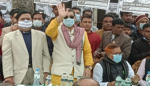 শেখ হাসিনার হাতকে শক্তিশালী করতে নৌকায় ভোট দিন : লাবু চৌধুরী
