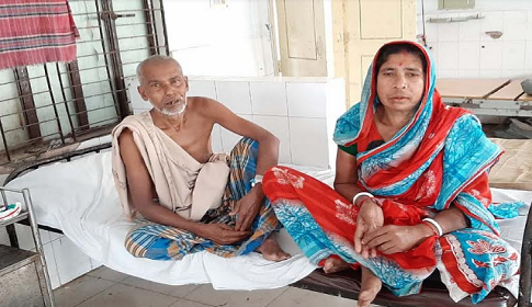 মন্দিরের বেদি ভাঙচুর, চারজনকে পিটিয়ে জখম : তিন দিনেও মামলা হয়নি 