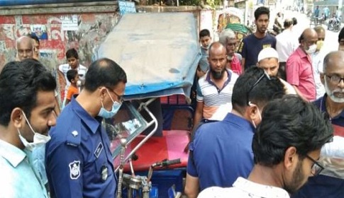 চাঁদপুরে অটোবাইক-ট্রাক সংঘর্ষে নিহত ১, আটক ২