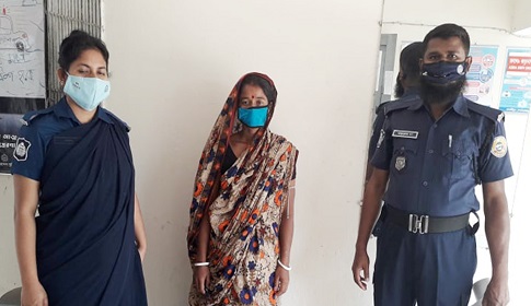 আগৈলঝাড়ায় গাঁজাসহ নারী বিক্রেতা গ্রেফতার