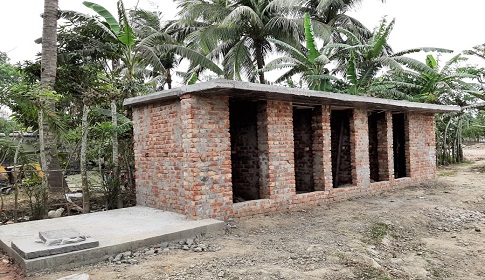 স্থানীয় বিরোধে থমকে গেছে গোয়ালপোতা বুড়ো শিব মন্দিরের সংস্কার কাজ